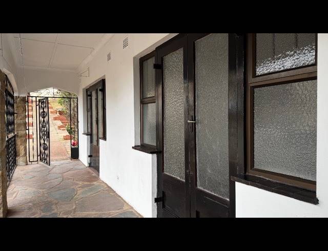 3 BEDROOM HOUSE TO LET IN MORNINGSIDE